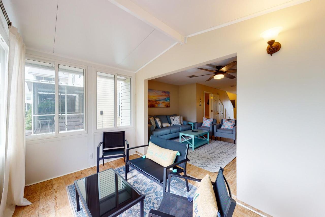 دستين Summer Lake Townhomes 2 المظهر الخارجي الصورة