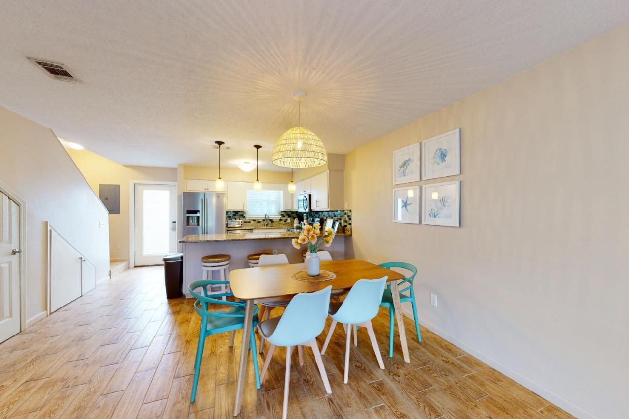 دستين Summer Lake Townhomes 2 المظهر الخارجي الصورة