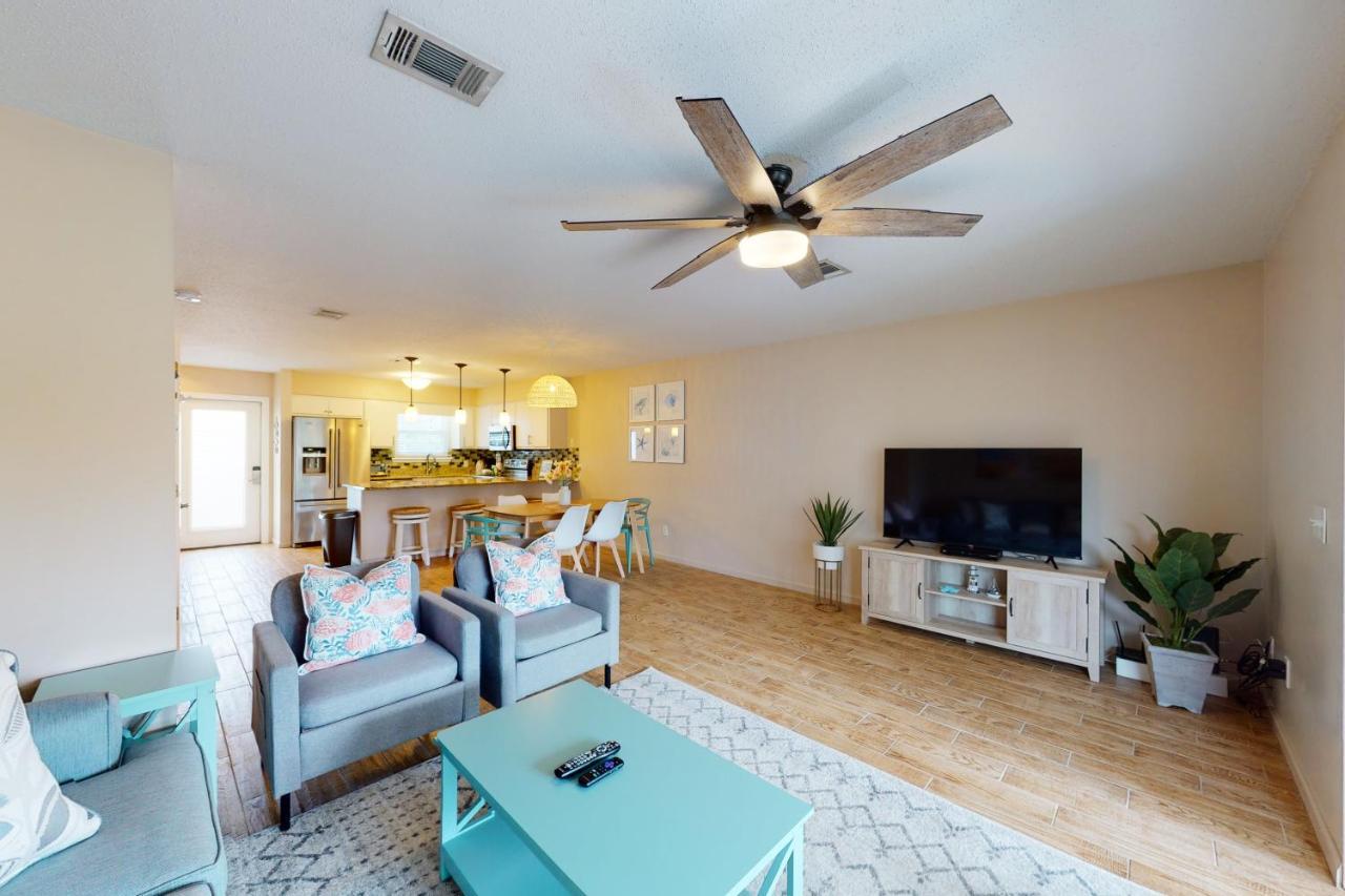 دستين Summer Lake Townhomes 2 المظهر الخارجي الصورة