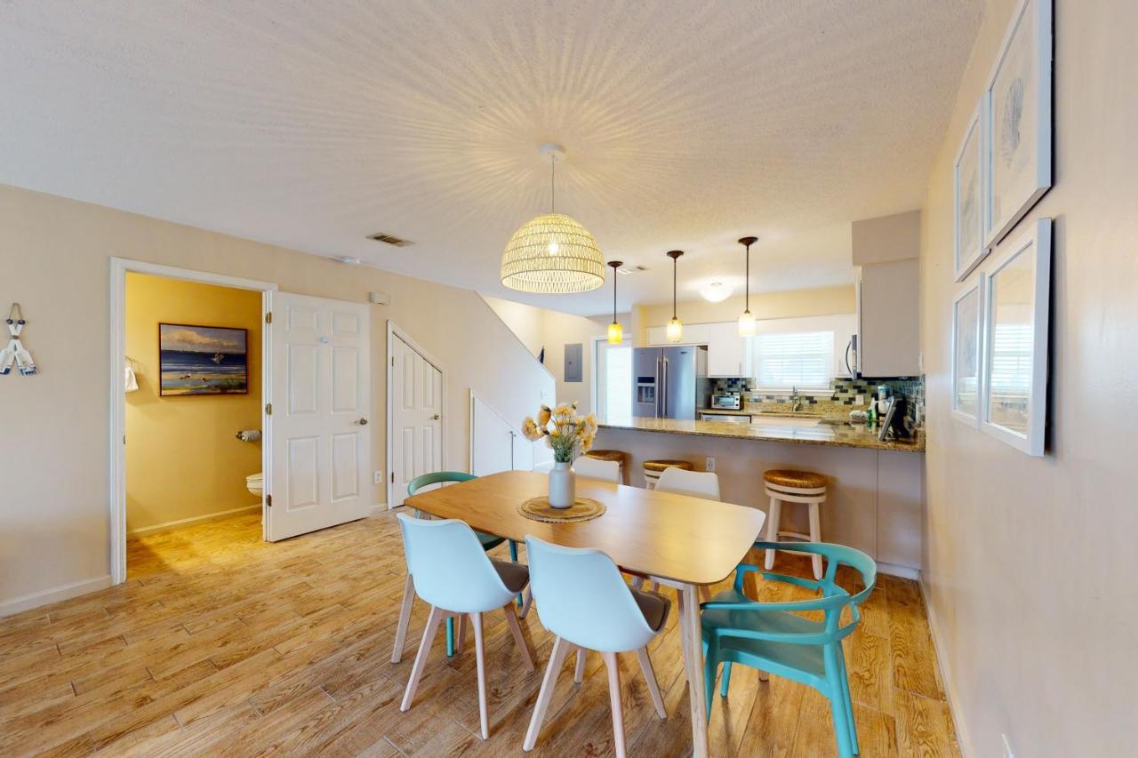 دستين Summer Lake Townhomes 2 المظهر الخارجي الصورة